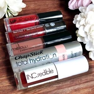 ModelCo Lip Lacquer in Red